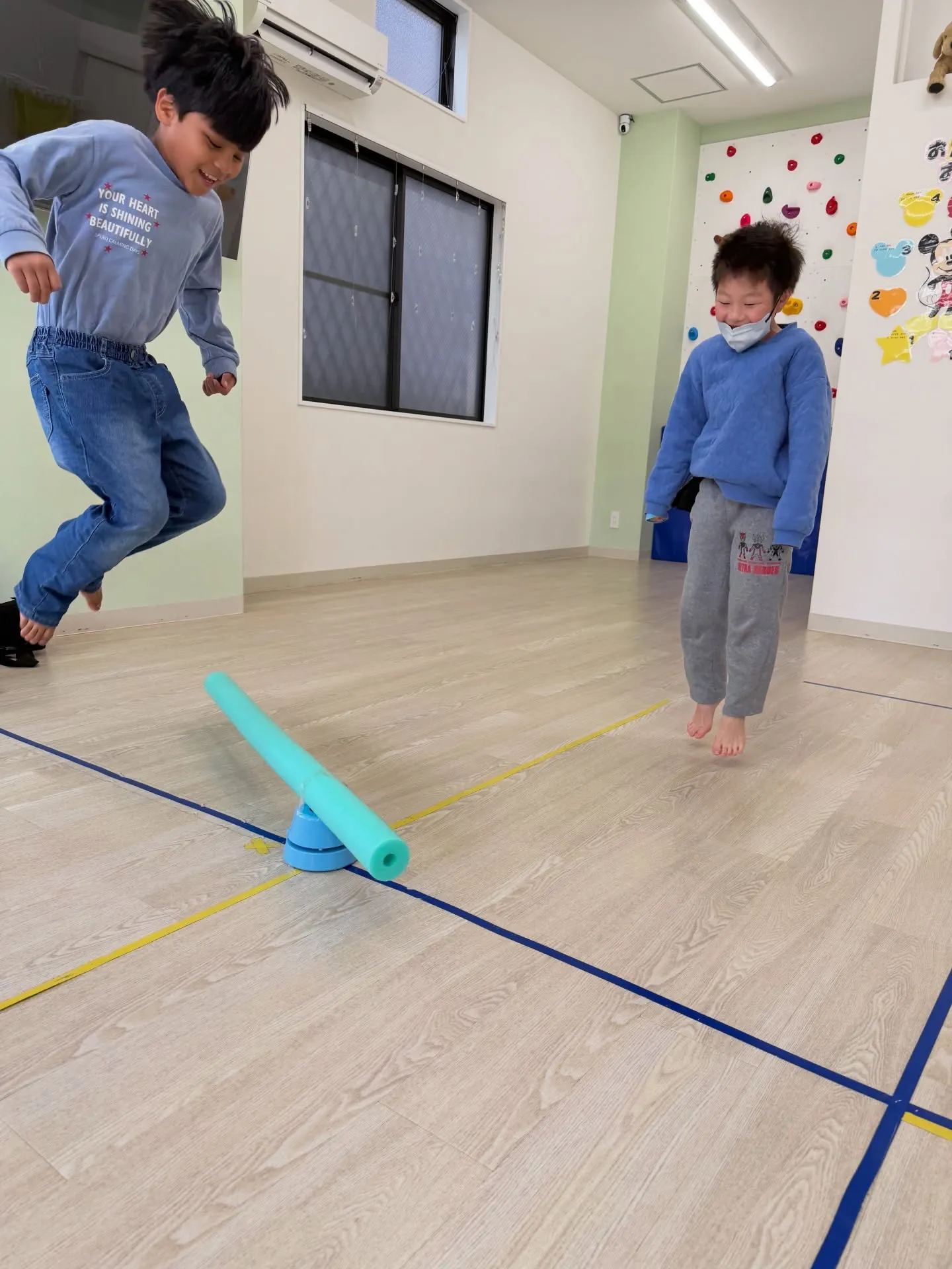 午前中は縄跳びマシンを使って運動しました🤸♂️縄跳びを目で...