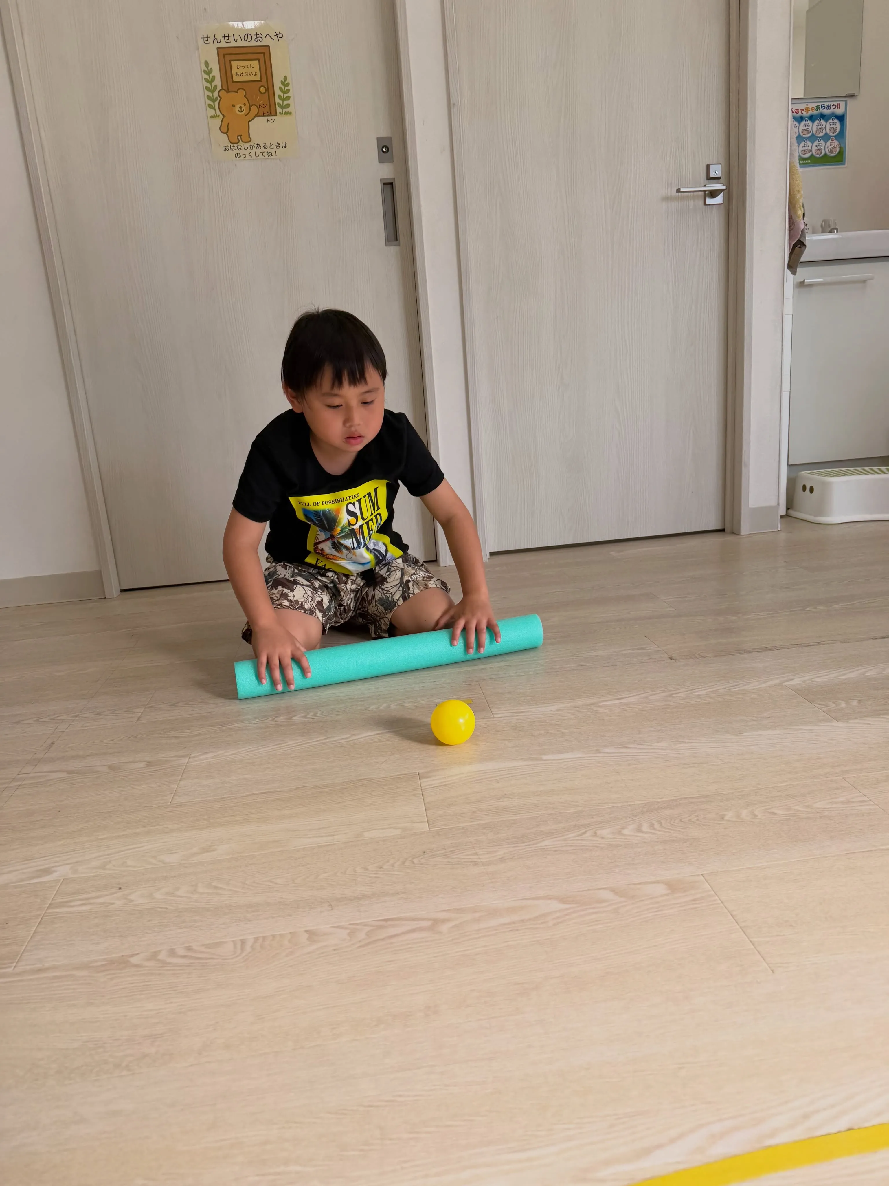 今日の活動は、vs嵐でやっている「バウンドホッケー」を行いま...